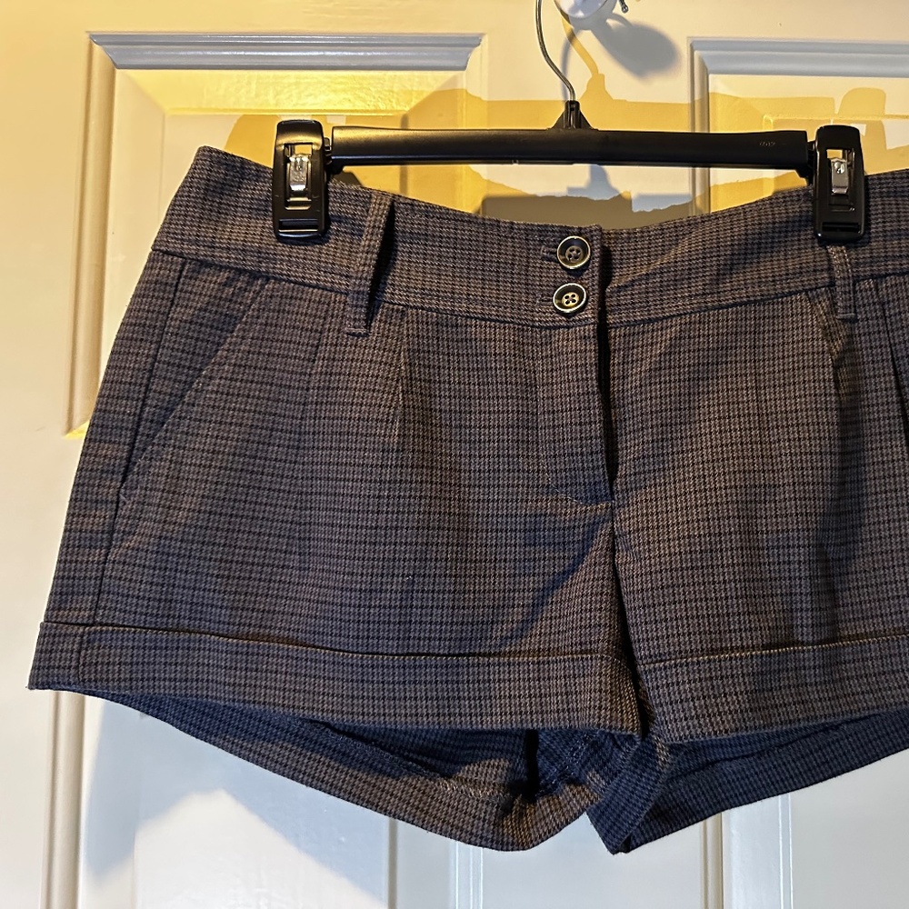 Candie's Size 9 Houndstooth Shorts